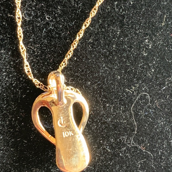 10Karat Gold Loving Family Pendant w 18” 10K Gold Chain - Picture 4 of 9